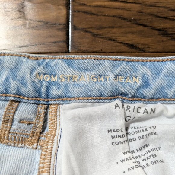 American Eagle mom straight jeans light wash size 2 X-long - Picture 4 of 15